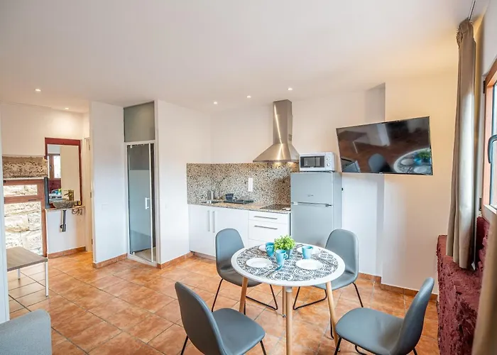 Apartamento 2 En La Muralla Romana Junto A La Catedral