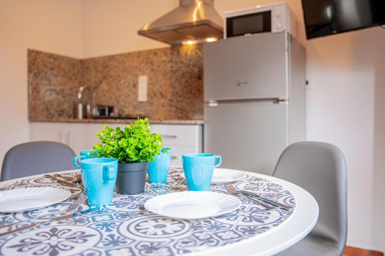 2 En La Muralla Romana Junto A La Catedral Apartment *